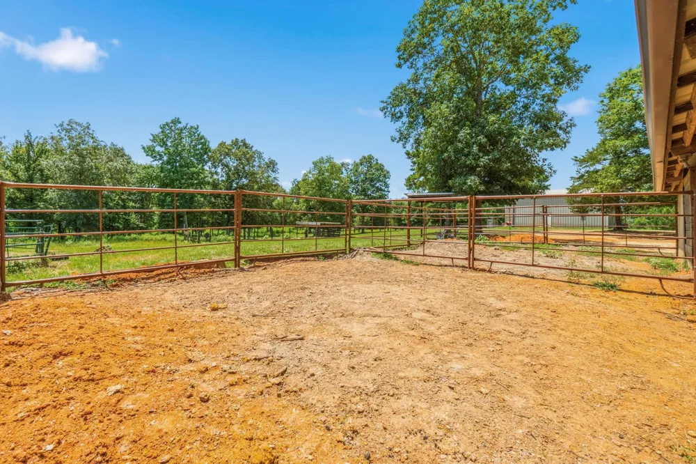 1239 Tony Peebles Road Livingston, TX 77351