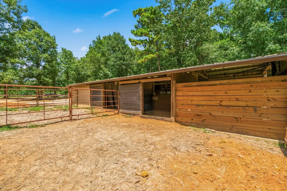 1239 Tony Peebles Road Livingston, TX 77351