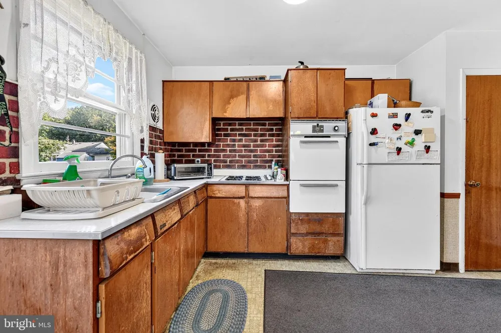 308 2ND STREET Bordentown, NJ 08505