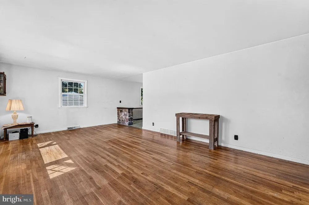 308 2ND STREET Bordentown, NJ 08505