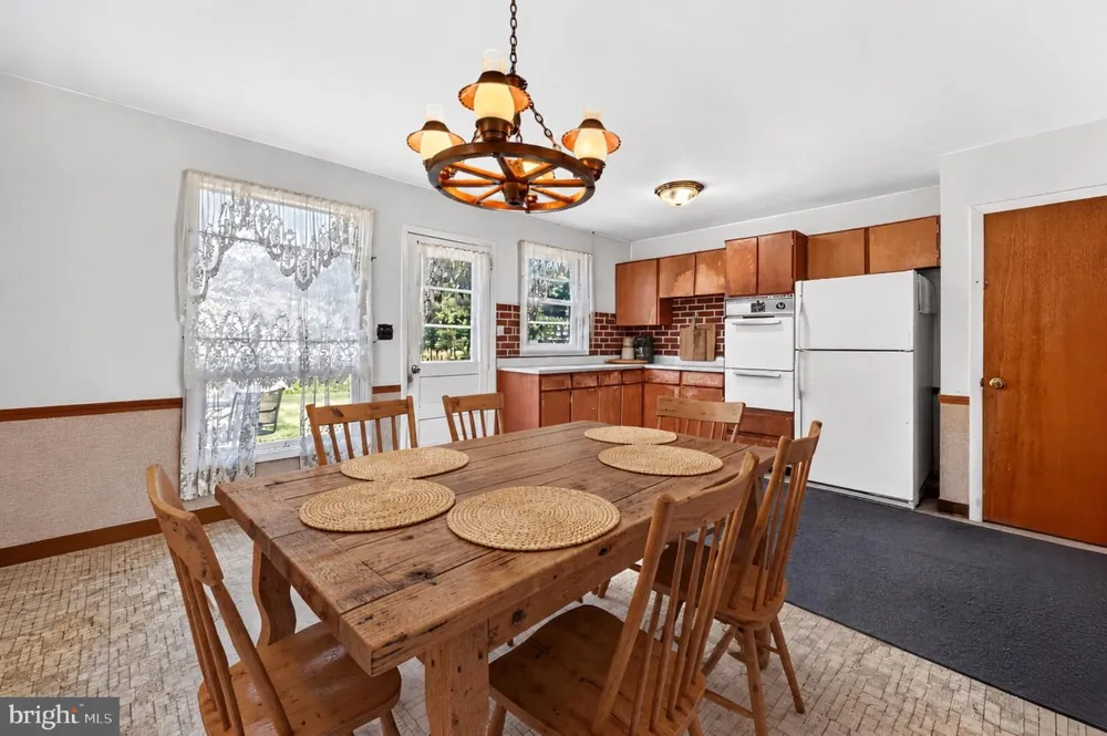 308 2ND STREET Bordentown, NJ 08505