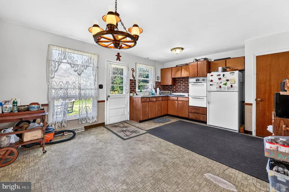 308 2ND STREET Bordentown, NJ 08505