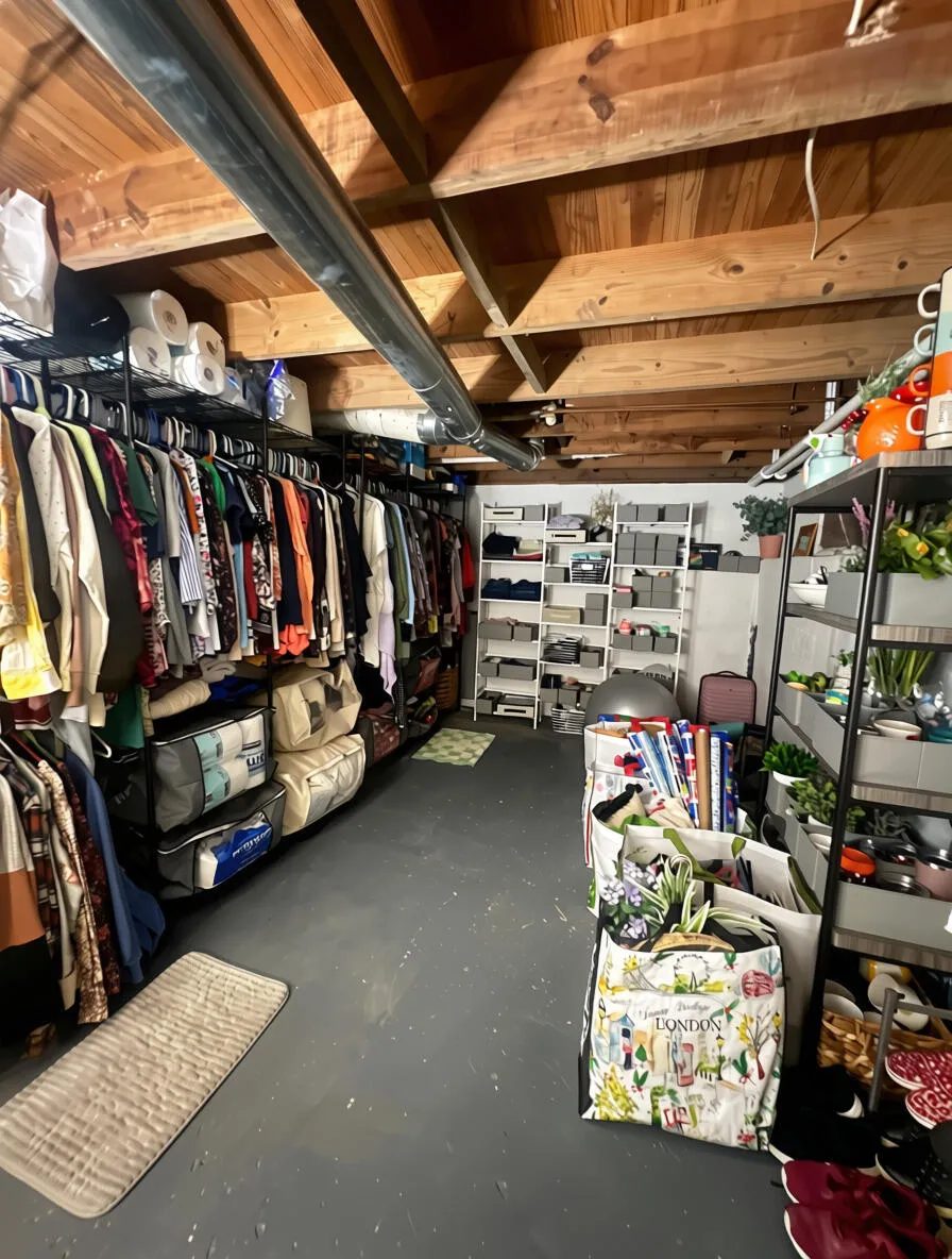 19 Frisbie Street Hillsdale City, MI 49242