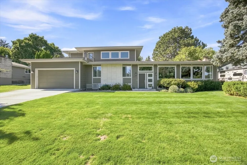 2217 Harris Avenue Richland, WA 99354