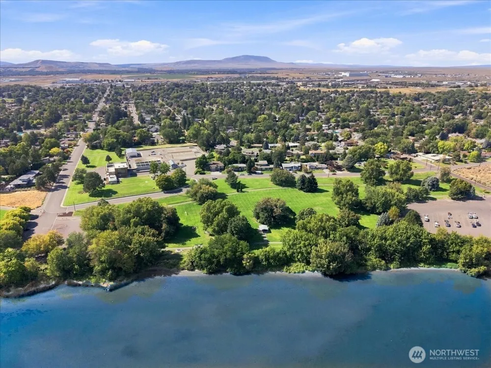 2217 Harris Avenue Richland, WA 99354