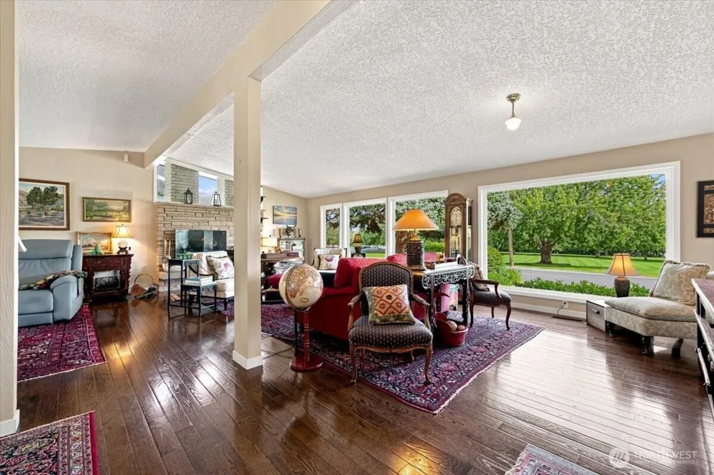 2217 Harris Avenue Richland, WA 99354