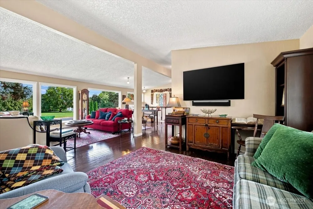 2217 Harris Avenue Richland, WA 99354
