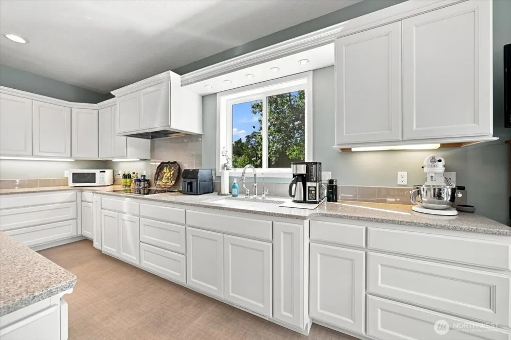 2217 Harris Avenue Richland, WA 99354