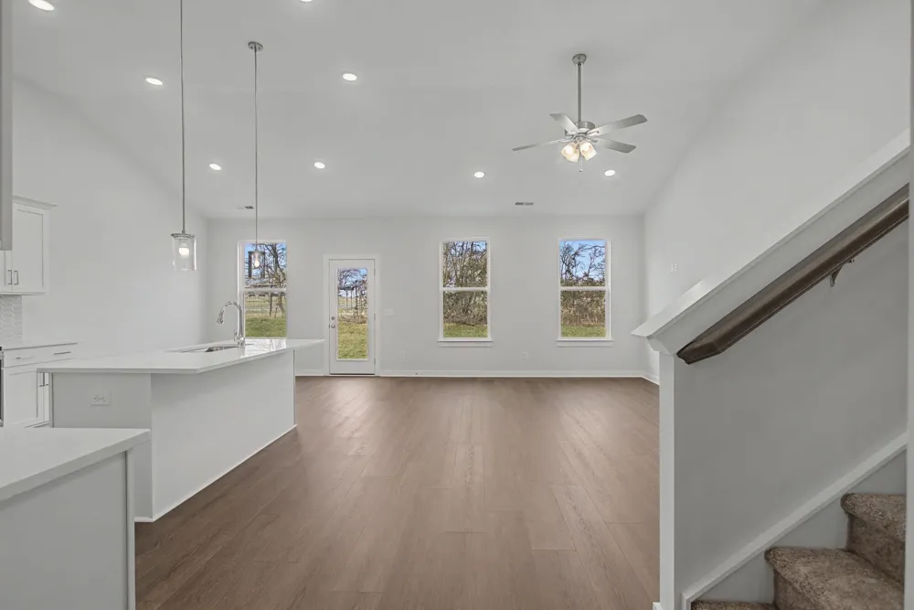 3596 Heartland Drive Columbia, TN 38401