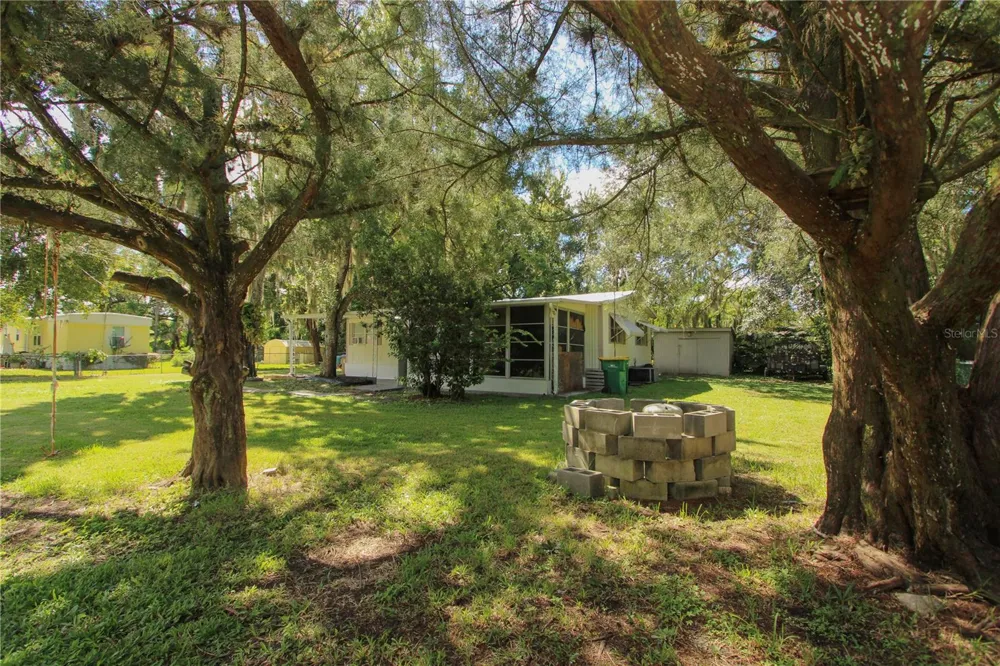 4946 TUSCAROA AVENUE St Cloud, FL 34771