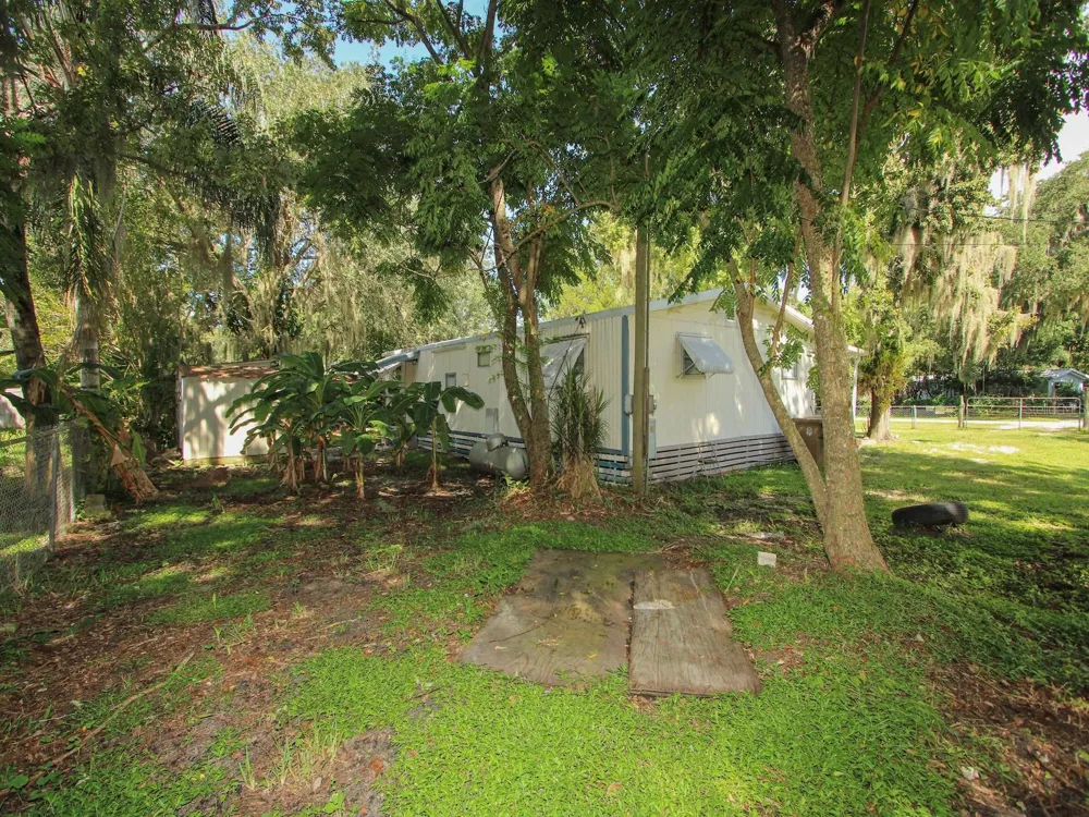 4946 TUSCAROA AVENUE St Cloud, FL 34771