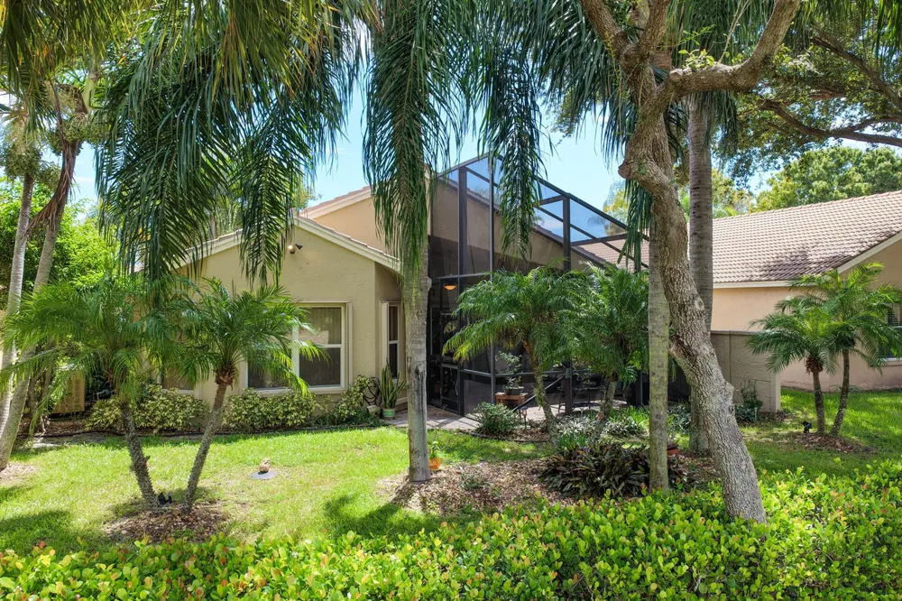 12107 ROMA ROAD Boynton Beach, FL 33437