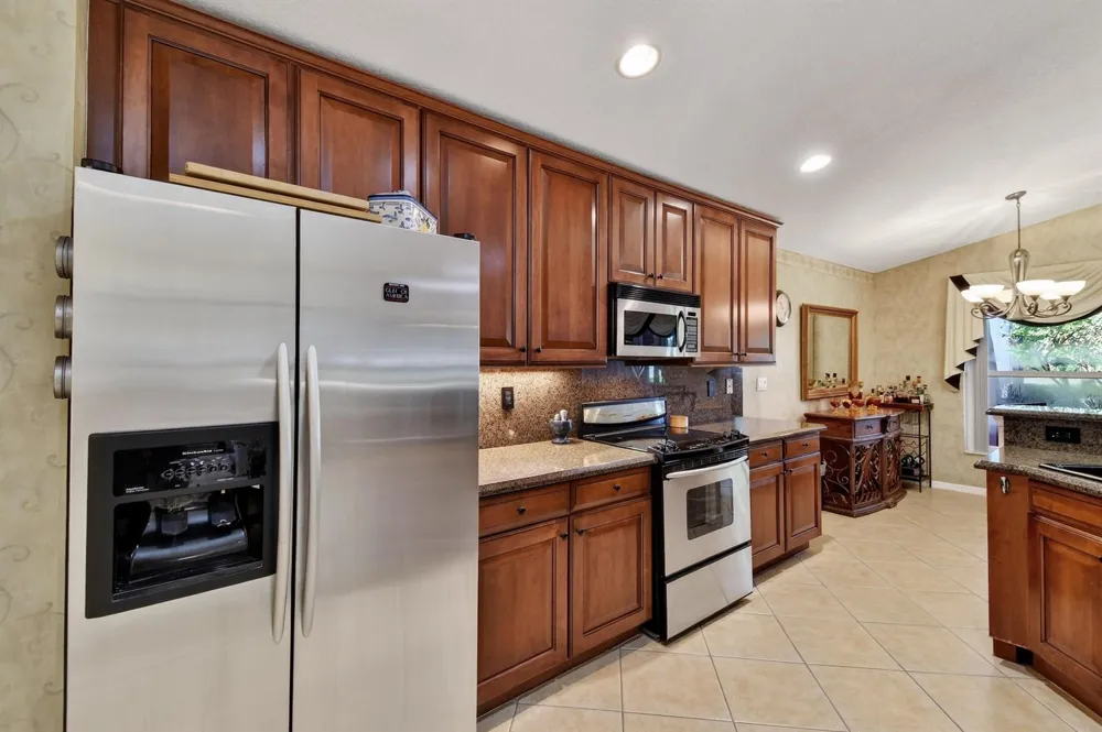 12107 ROMA ROAD Boynton Beach, FL 33437