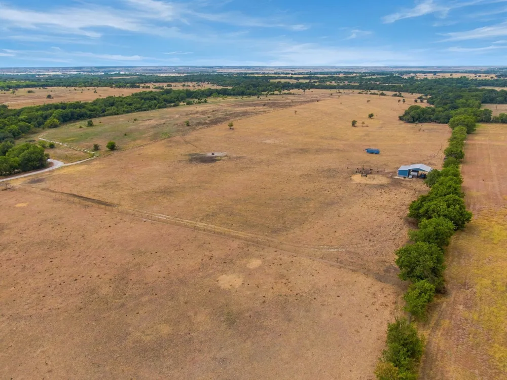 HCR 4265 Bynum, TX 76631