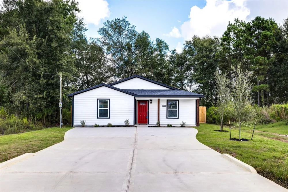 7067 Road 5913 #10 Cleveland, TX 77327