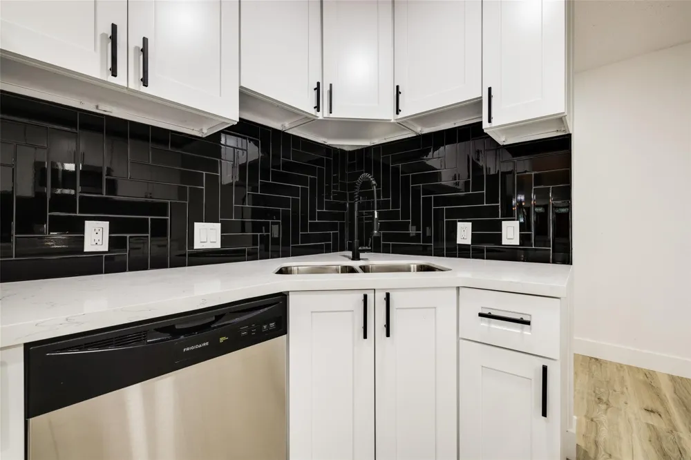 7067 Road 5913 #10 Cleveland, TX 77327