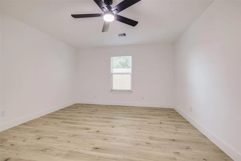 7067 Road 5913 #10 Cleveland, TX 77327