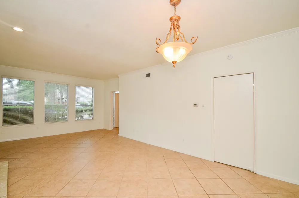 2100 Tanglewilde Street #169 Houston, TX 77063