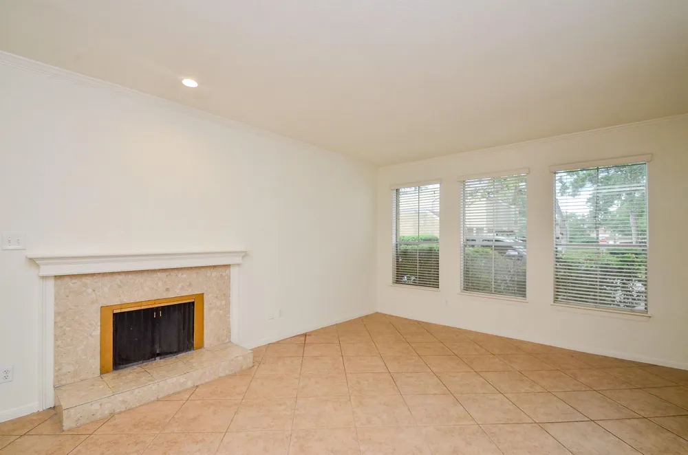 2100 Tanglewilde Street #169 Houston, TX 77063