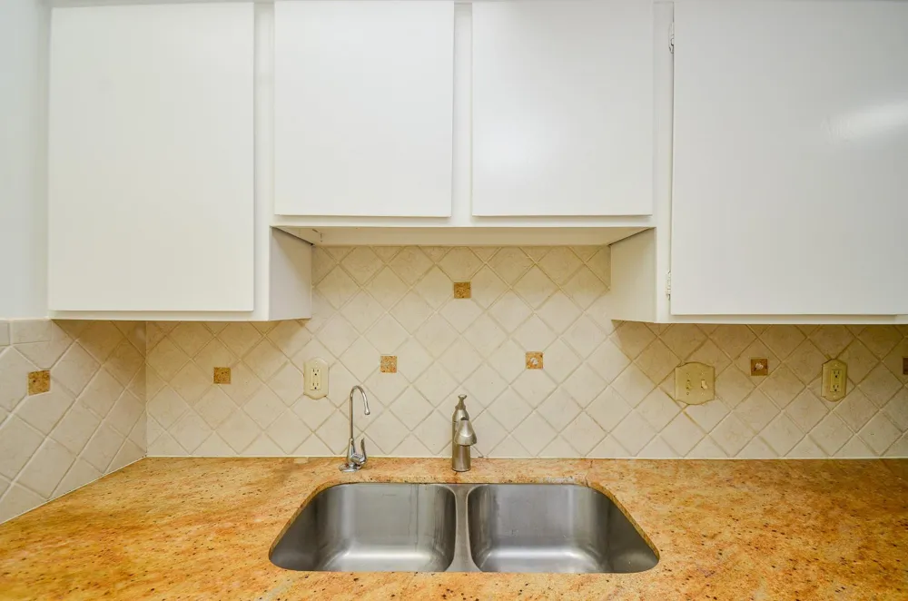 2100 Tanglewilde Street #169 Houston, TX 77063
