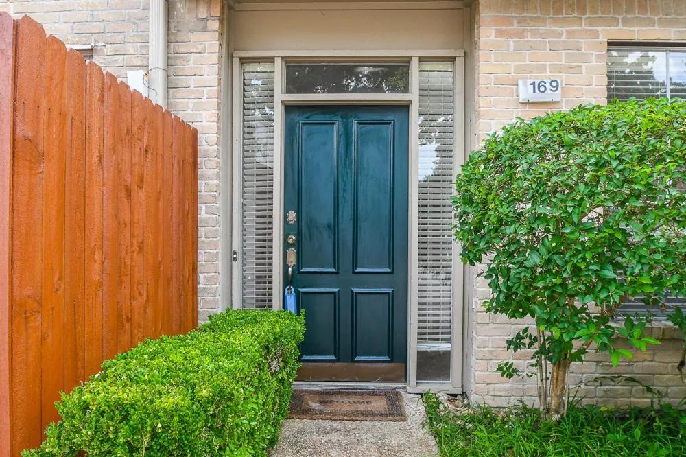 2100 Tanglewilde Street #169 Houston, TX 77063