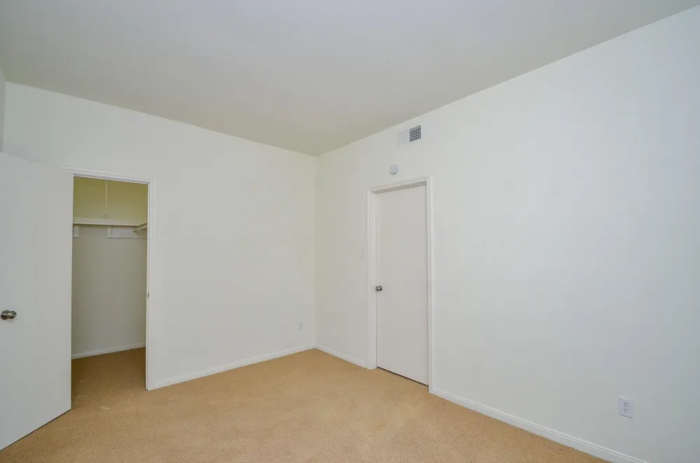 2100 Tanglewilde Street #169 Houston, TX 77063