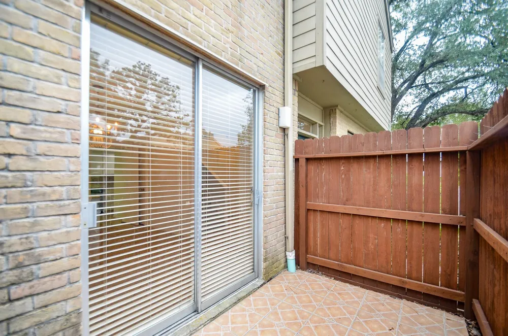 2100 Tanglewilde Street #169 Houston, TX 77063