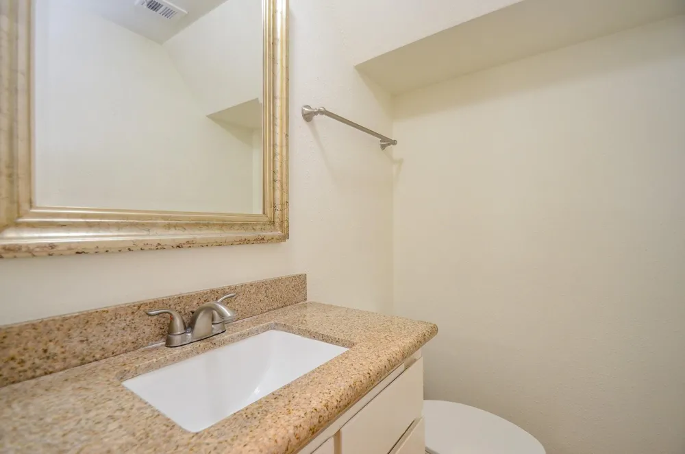 2100 Tanglewilde Street #169 Houston, TX 77063