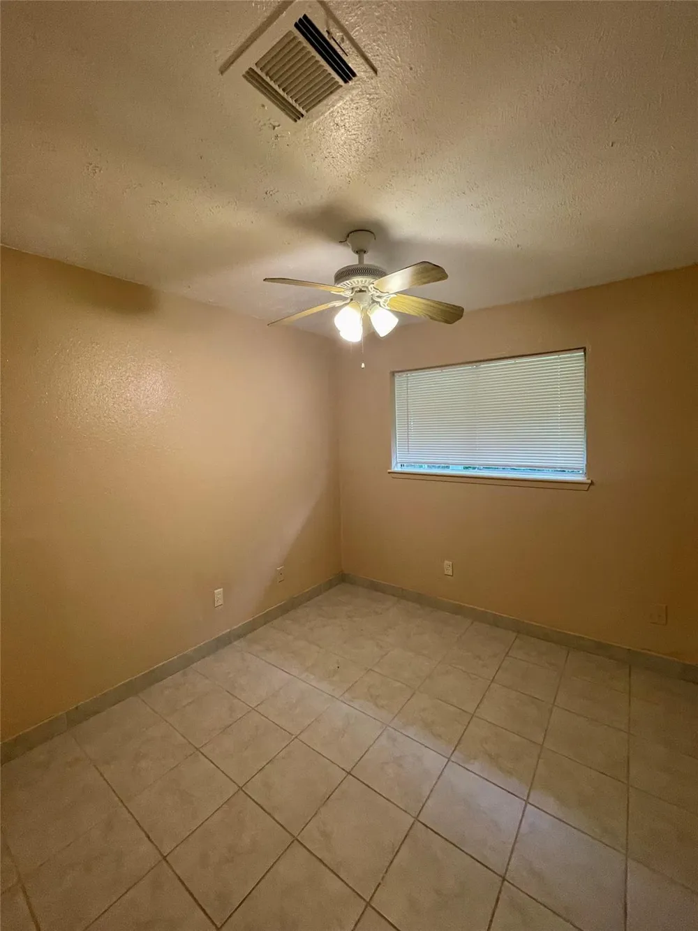 11906 Binghampton Drive Houston, TX 77089