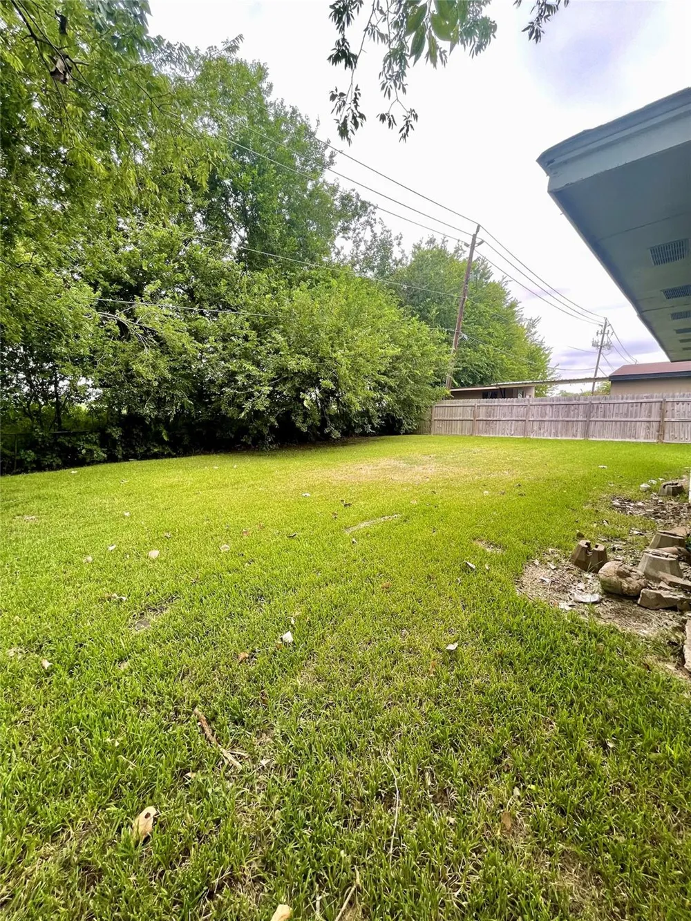 11906 Binghampton Drive Houston, TX 77089
