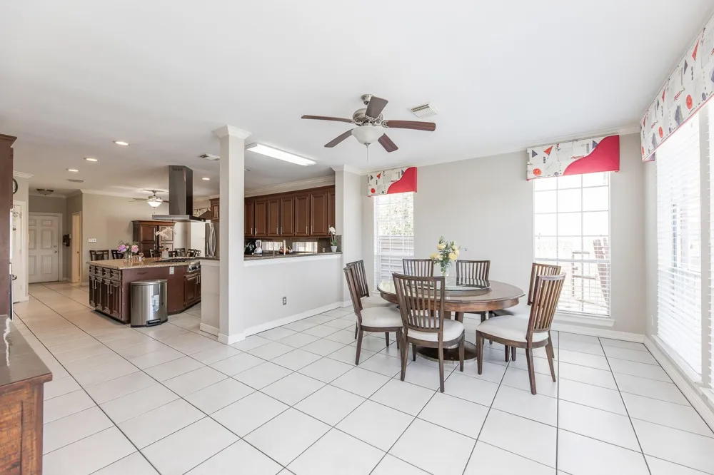 1907 Waterside Drive Missouri City, TX 77459