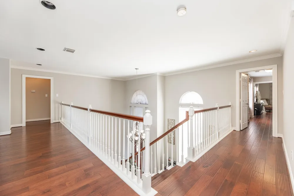 1907 Waterside Drive Missouri City, TX 77459