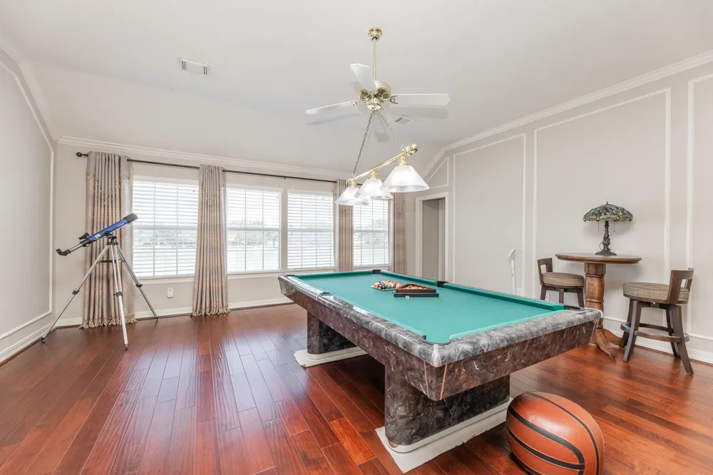 1907 Waterside Drive Missouri City, TX 77459