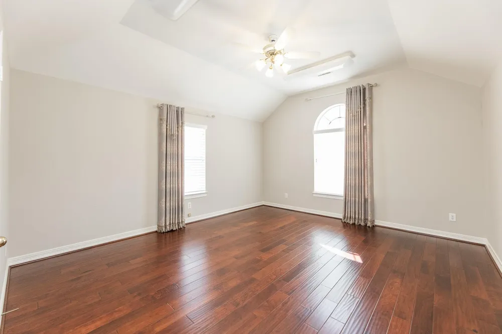 1907 Waterside Drive Missouri City, TX 77459