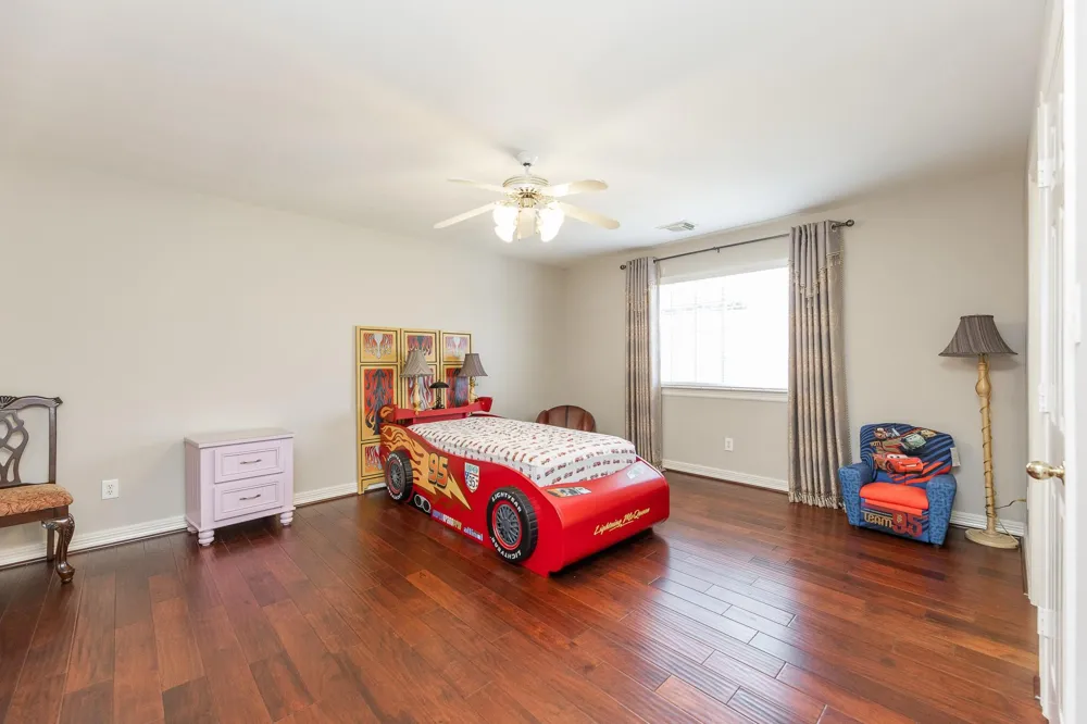 1907 Waterside Drive Missouri City, TX 77459