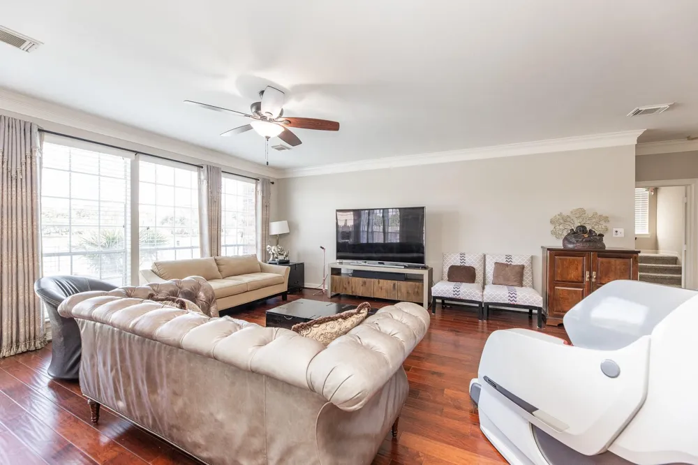 1907 Waterside Drive Missouri City, TX 77459