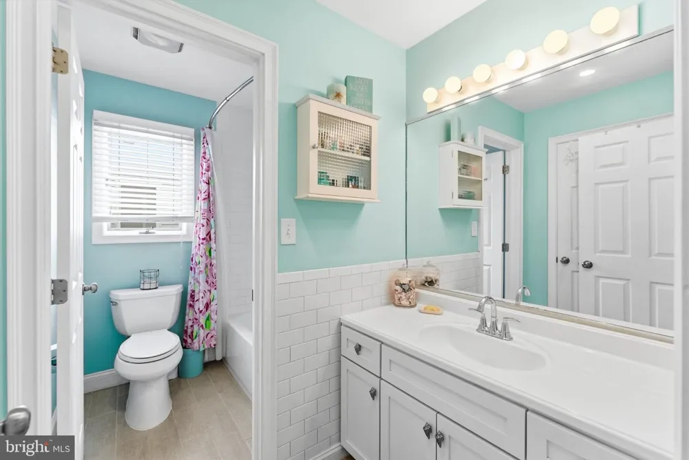 325 56TH STREET Sea Isle City, NJ 08243