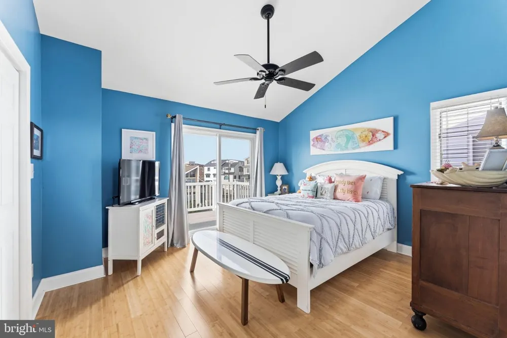 325 56TH STREET Sea Isle City, NJ 08243