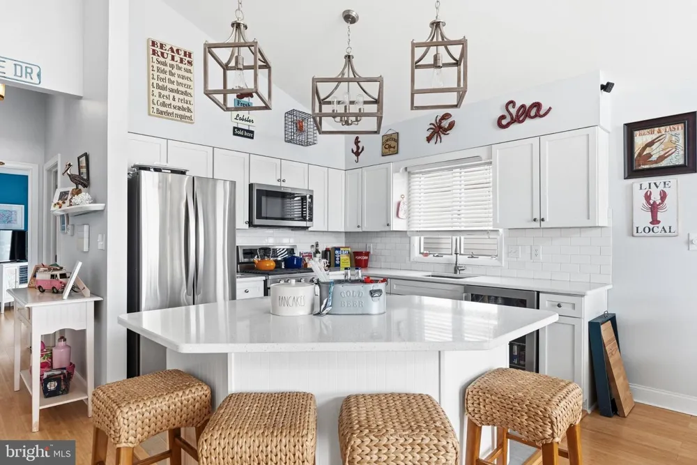 325 56TH STREET Sea Isle City, NJ 08243