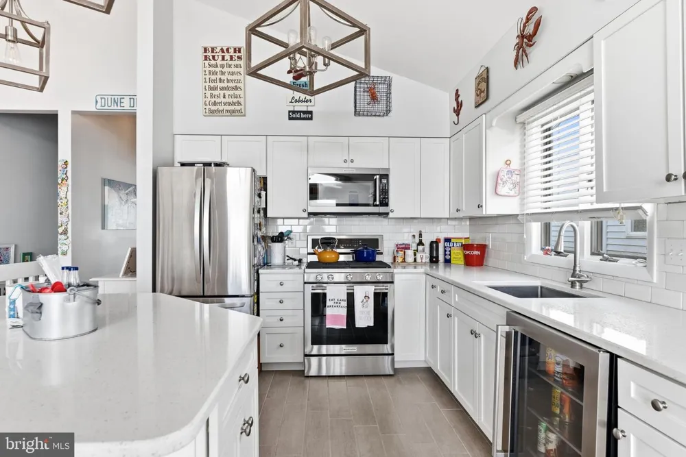 325 56TH STREET Sea Isle City, NJ 08243