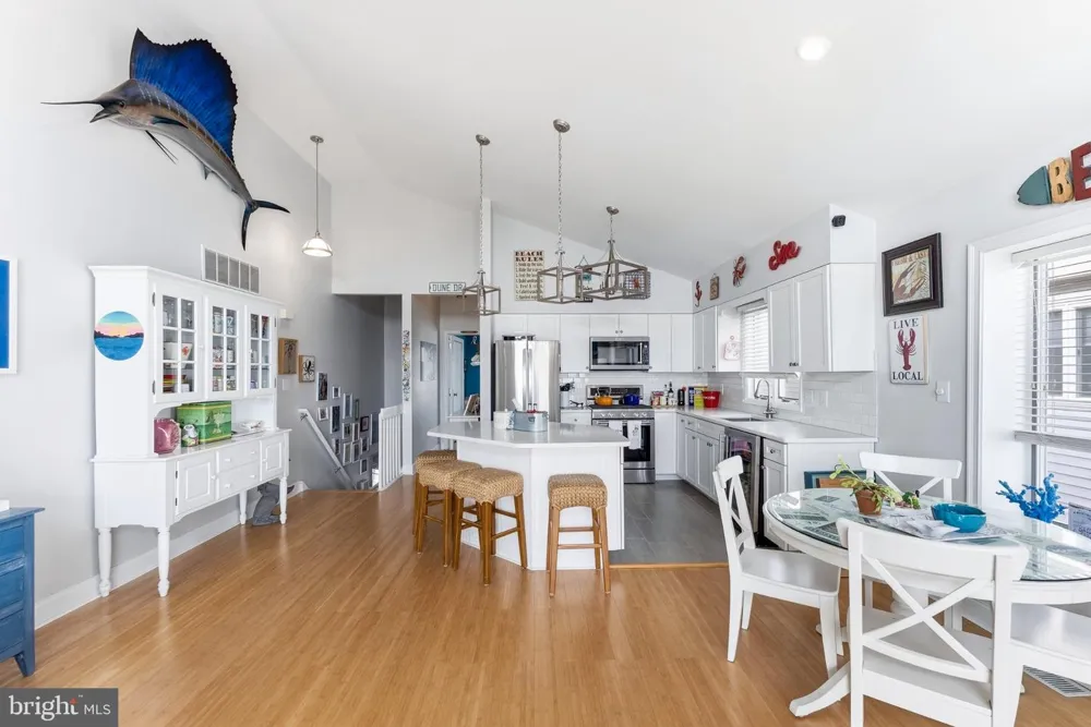 325 56TH STREET Sea Isle City, NJ 08243