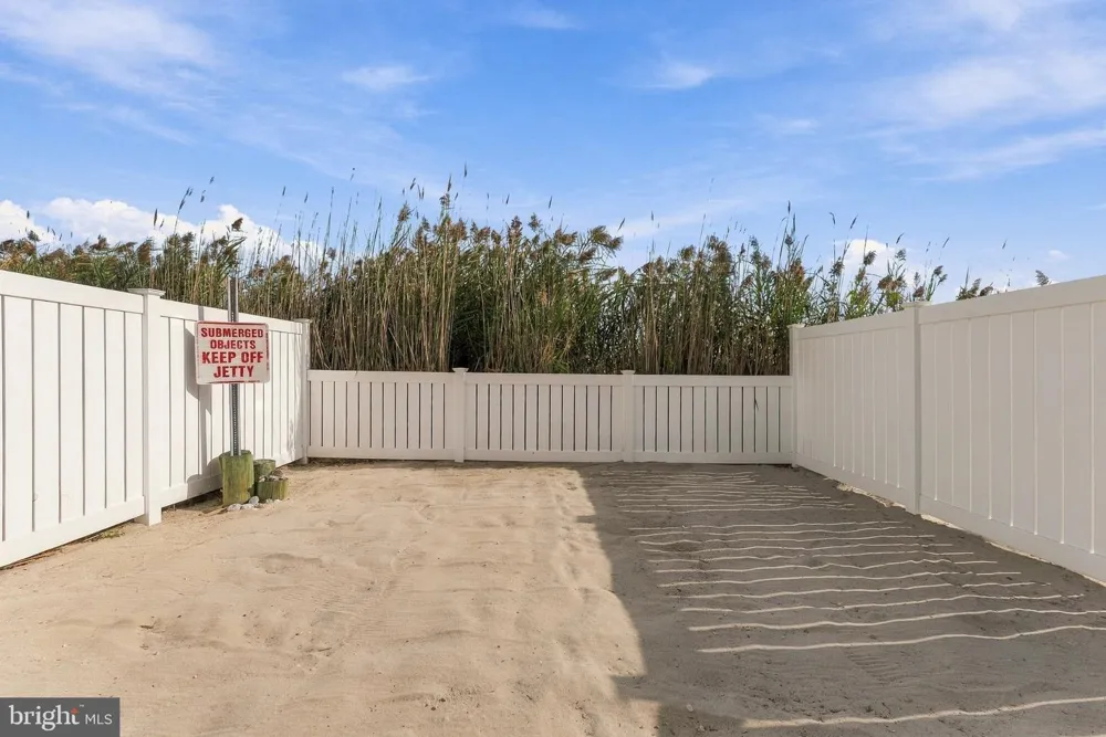 325 56TH STREET Sea Isle City, NJ 08243