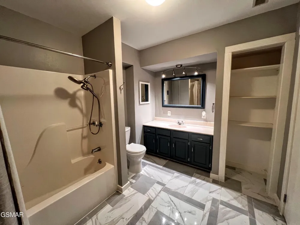 2531 Highland Park Drive Pigeon Forge, TN 37863