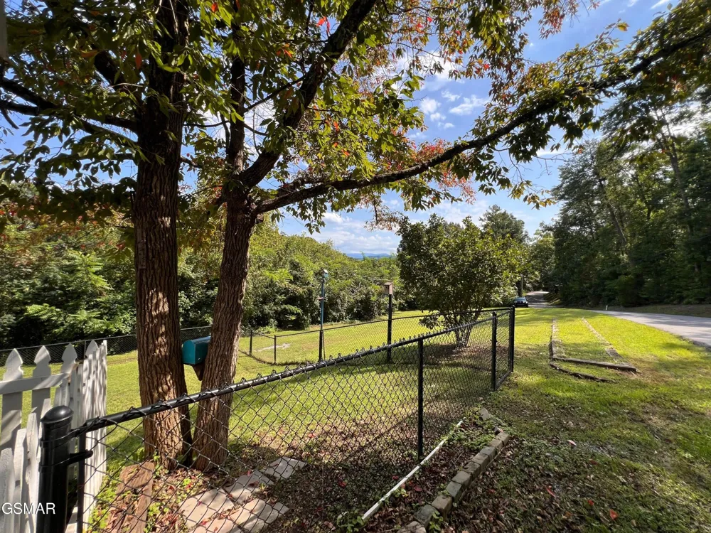 2531 Highland Park Drive Pigeon Forge, TN 37863