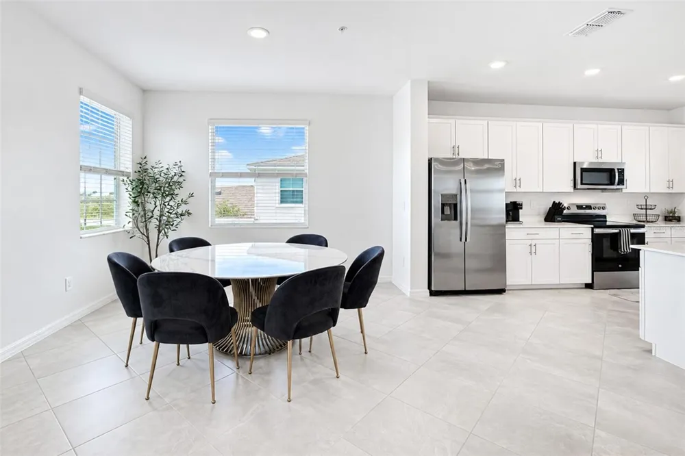 12660 RADIANCE COURT #201 Venice, FL 34293