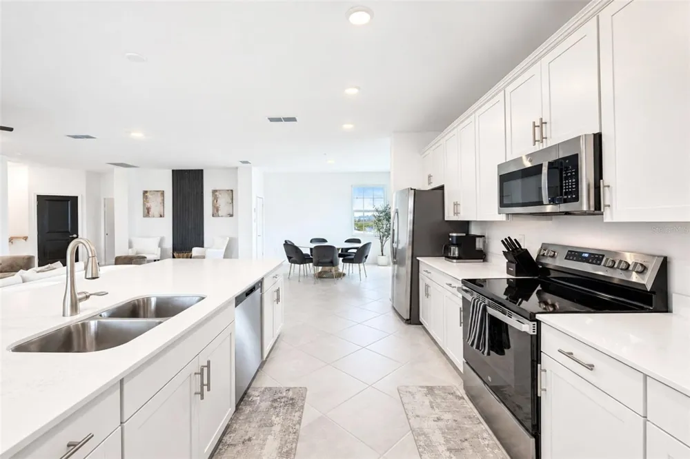12660 RADIANCE COURT #201 Venice, FL 34293