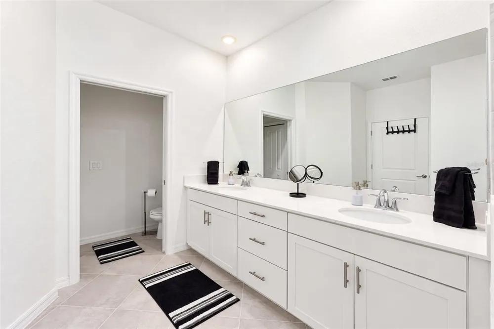 12660 RADIANCE COURT #201 Venice, FL 34293