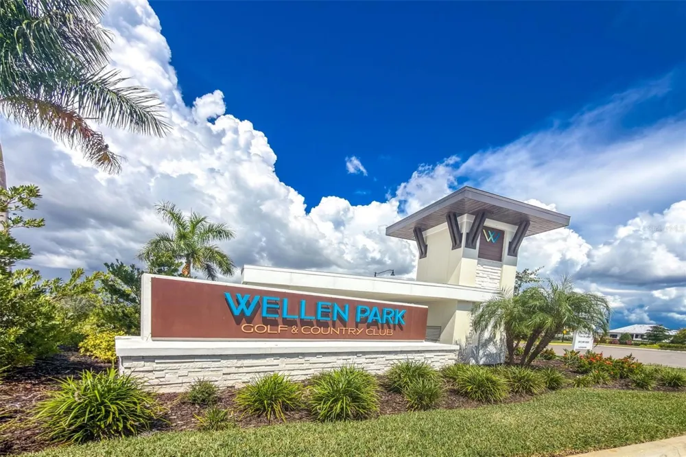 12660 RADIANCE COURT #201 Venice, FL 34293