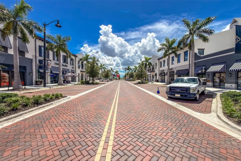 12660 RADIANCE COURT #201 Venice, FL 34293