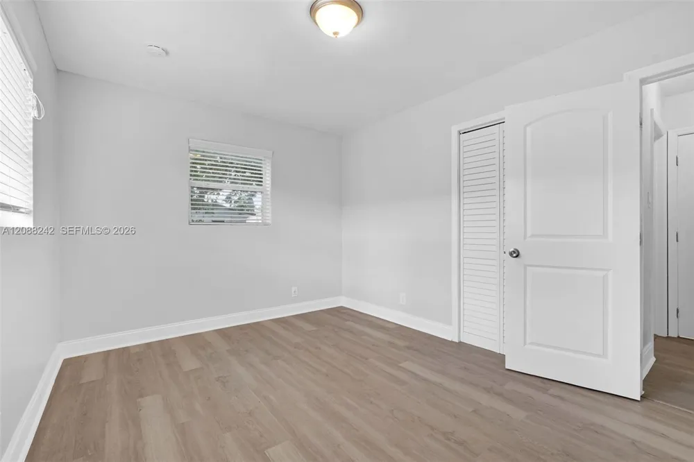 746 SW 4th St #2 Dania Beach, FL 33004